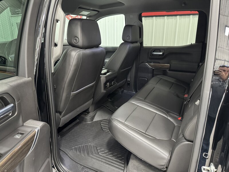 2020 Chevrolet Silverado 1500 RST - Photo 17 - Rochelle, IL 61068