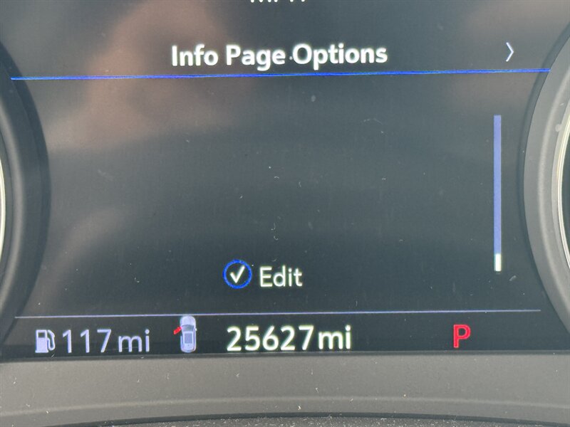 2020 Cadillac XT4 Premium Luxury - Photo 5 - Rochelle, IL 61068