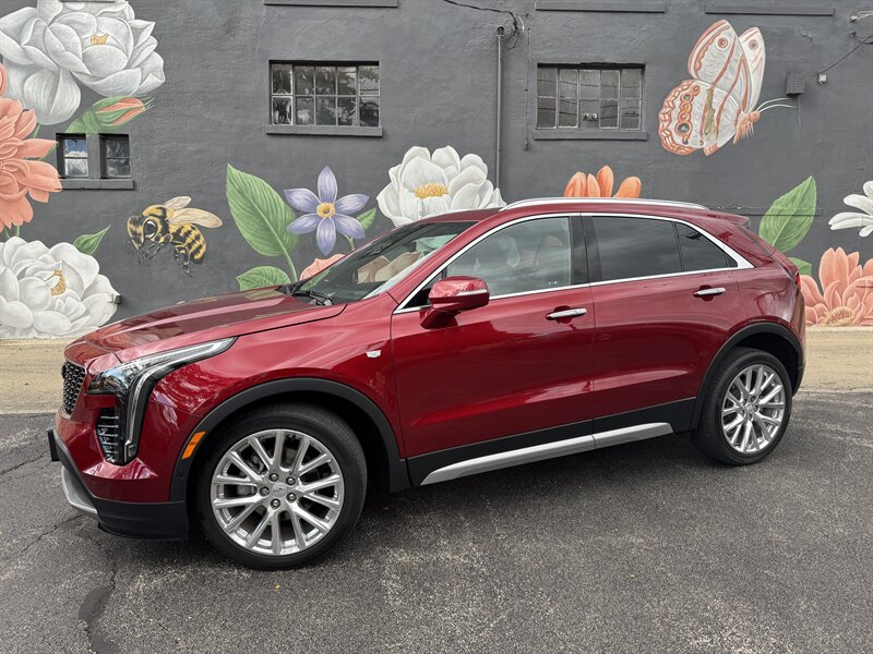2020 Cadillac XT4 Premium Luxury - Photo 1 - Rochelle, IL 61068