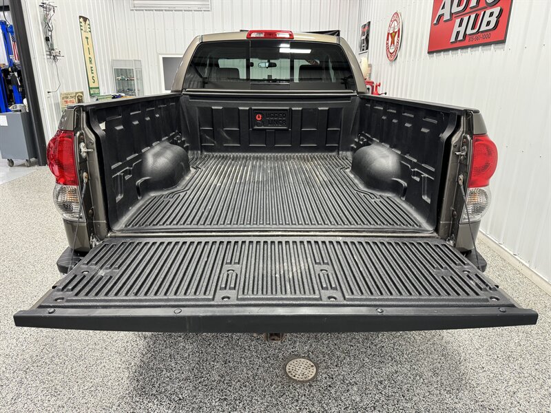 2008 Toyota Tundra SR5   - Photo 4 - Rochelle, IL 61068