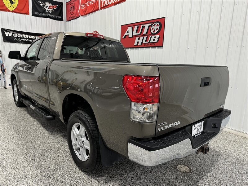 2008 Toyota Tundra SR5   - Photo 3 - Rochelle, IL 61068