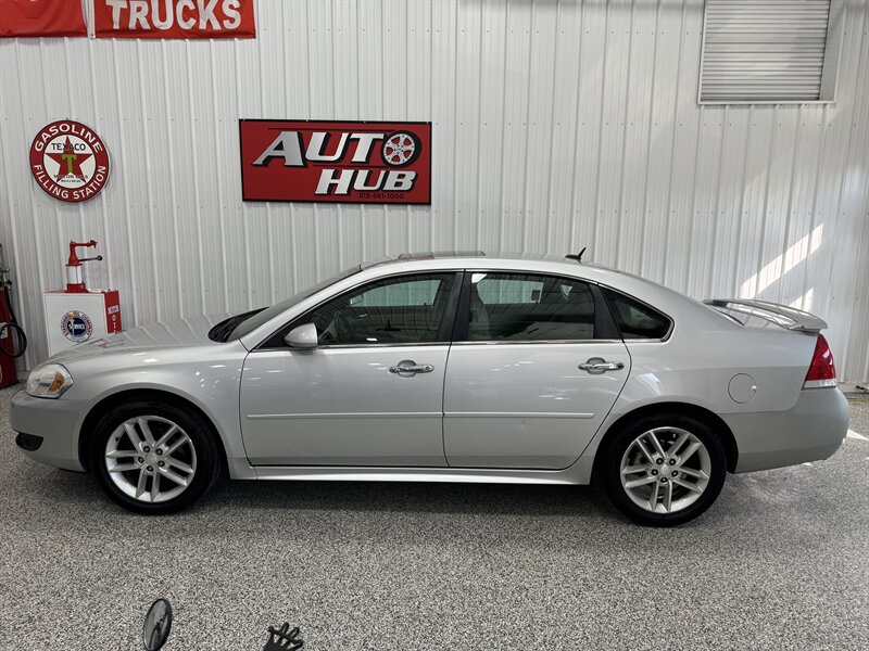 2012 Chevrolet Impala LTZ   - Photo 1 - Rochelle, IL 61068