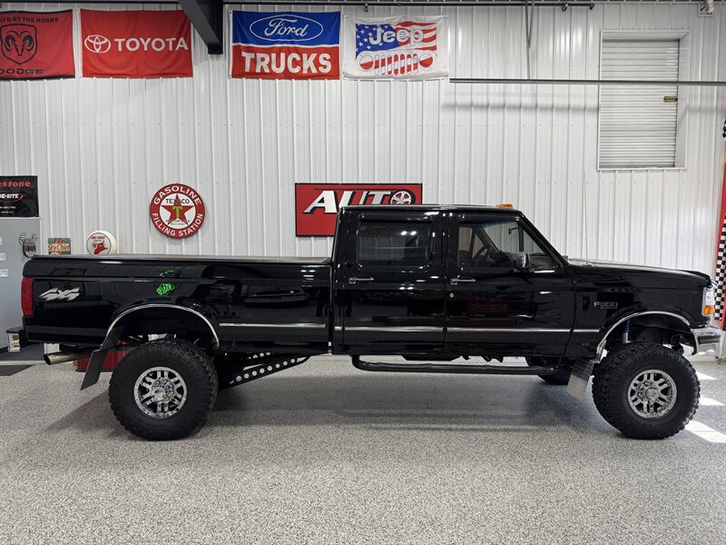 1997 Ford F-350 XL 4dr XL   - Photo 3 - Rochelle, IL 61068