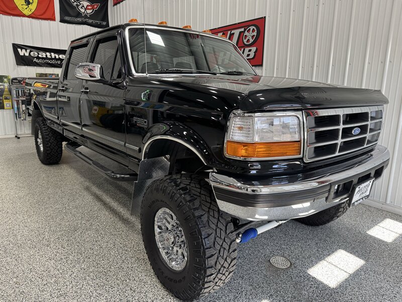 1997 Ford F-350 XL 4dr XL   - Photo 4 - Rochelle, IL 61068