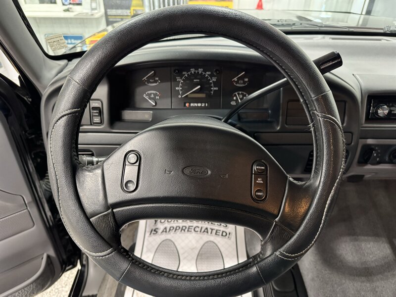 1997 Ford F-350 XL 4dr XL   - Photo 7 - Rochelle, IL 61068