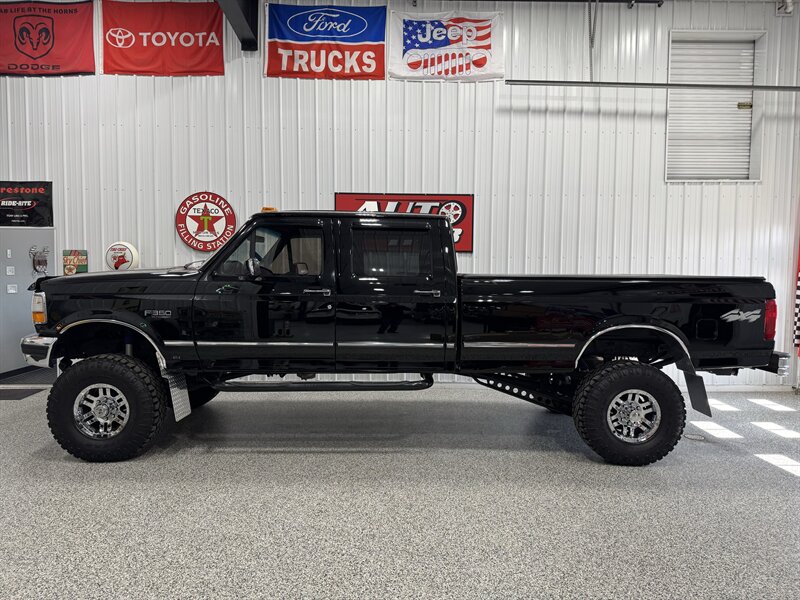 1997 Ford F-350 XL 4dr XL   - Photo 1 - Rochelle, IL 61068