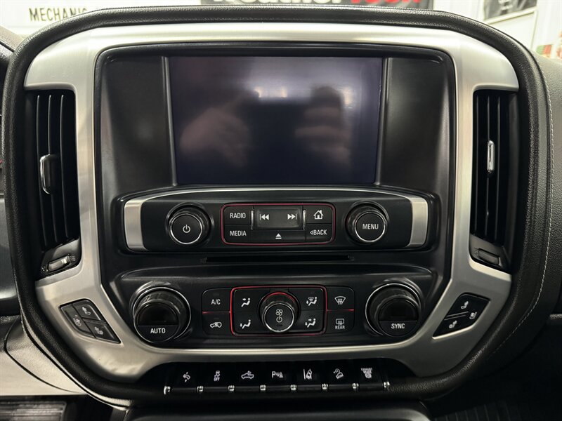 2016 GMC Sierra 2500 SLT - Photo 11 - Rochelle, IL 61068