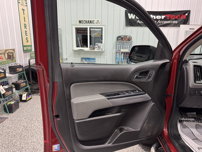 2015 Chevrolet Colorado LT - Photo 21 - Rochelle, IL 61068