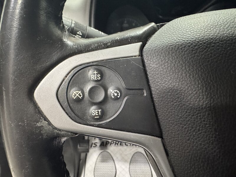 2015 Chevrolet Colorado LT - Photo 8 - Rochelle, IL 61068