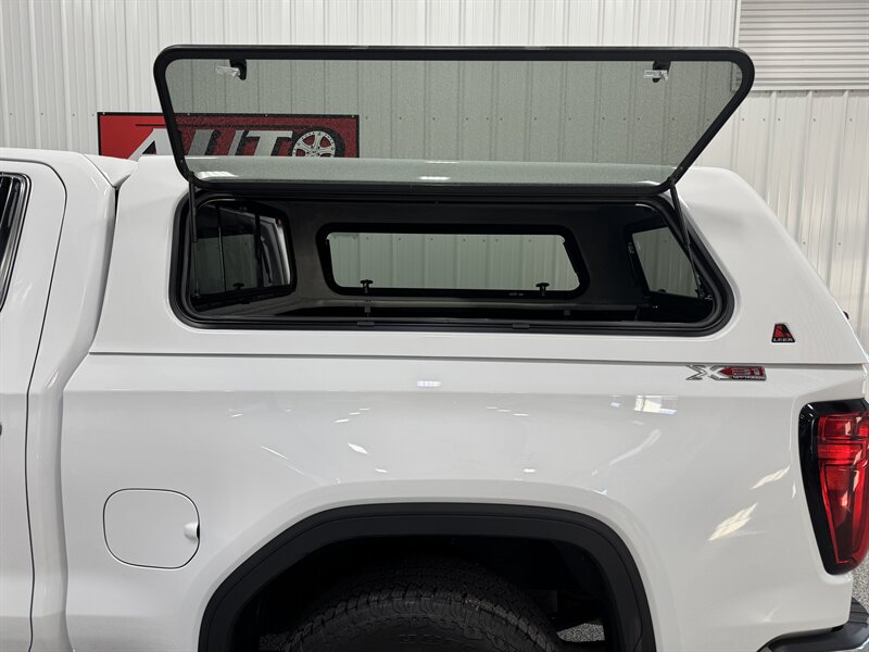 2025 GMC Sierra 1500 SLT X31 Off Road Pkg - Photo 23 - Rochelle, IL 61068
