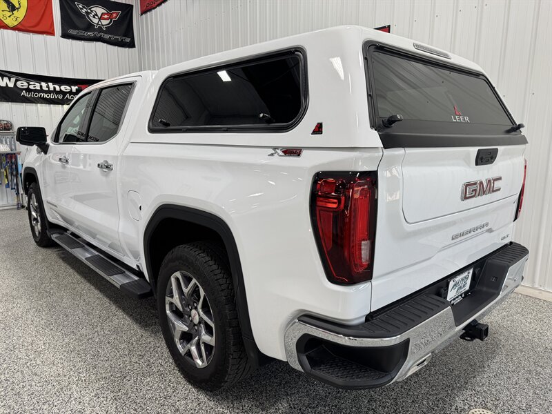 2025 GMC Sierra 1500 SLT X31 Off Road Pkg - Photo 19 - Rochelle, IL 61068