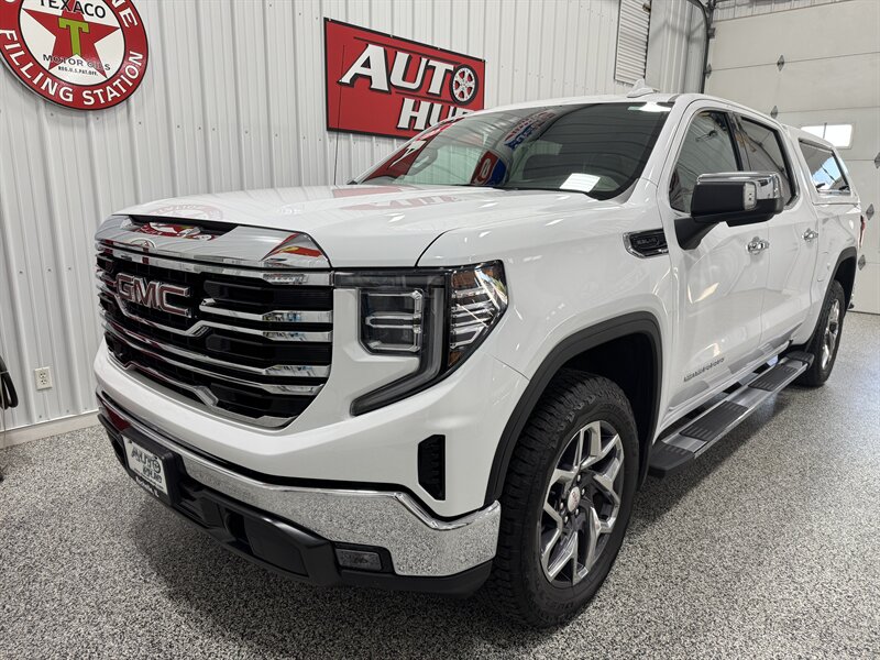 2025 GMC Sierra 1500 SLT X31 Off Road Pkg - Photo 2 - Rochelle, IL 61068