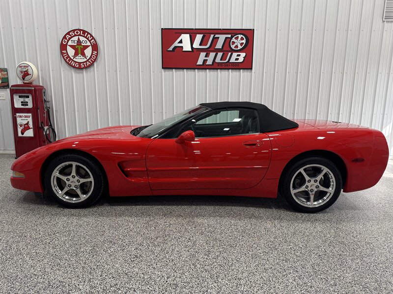 2002 Chevrolet Corvette   - Photo 23 - Rochelle, IL 61068