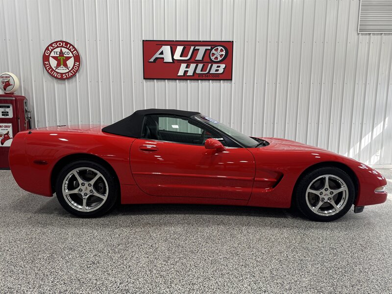 2002 Chevrolet Corvette   - Photo 7 - Rochelle, IL 61068