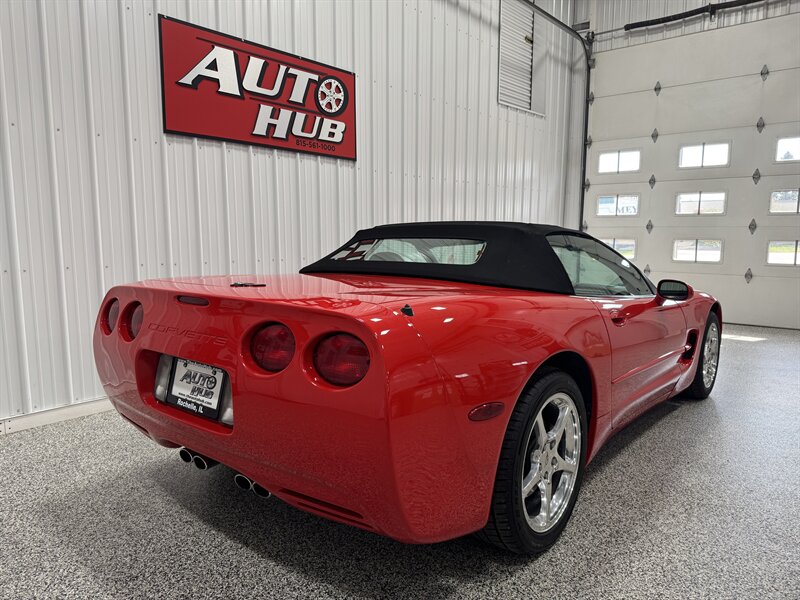 2002 Chevrolet Corvette   - Photo 6 - Rochelle, IL 61068
