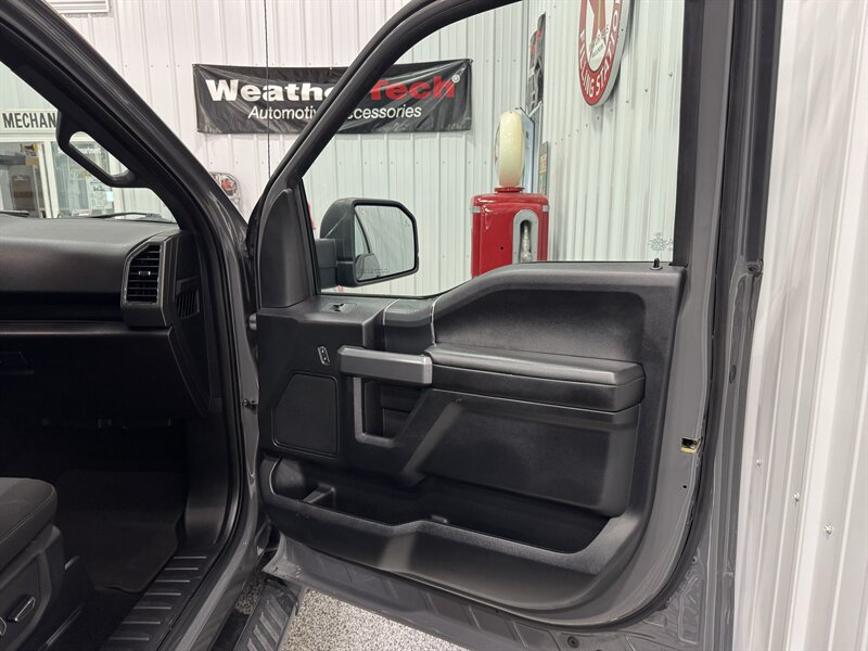 2018 Ford F-150 XLT - Photo 29 - Rochelle, IL 61068