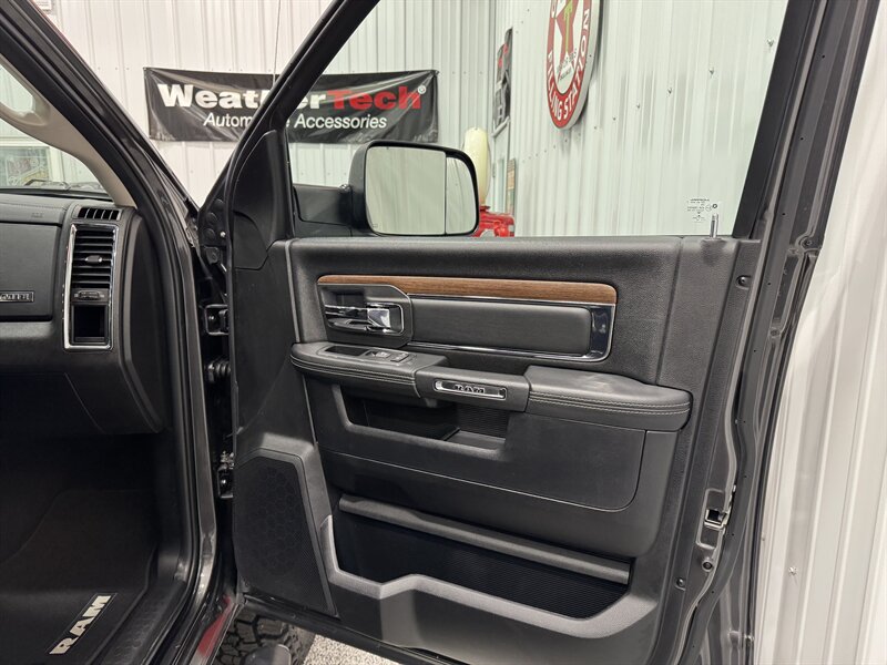 2016 RAM 2500 Laramie  Mega Cab - Photo 23 - Rochelle, IL 61068