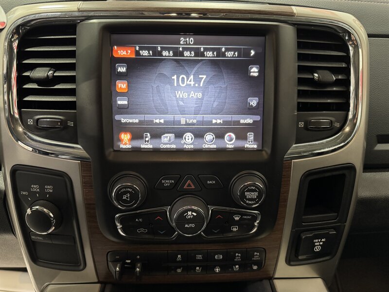 2016 RAM 2500 Laramie  Mega Cab - Photo 17 - Rochelle, IL 61068