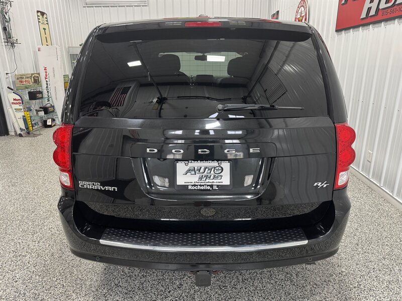 2015 Dodge Grand Caravan R/T - Photo 22 - Rochelle, IL 61068