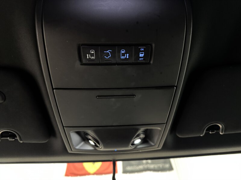 2015 Dodge Grand Caravan R/T - Photo 12 - Rochelle, IL 61068