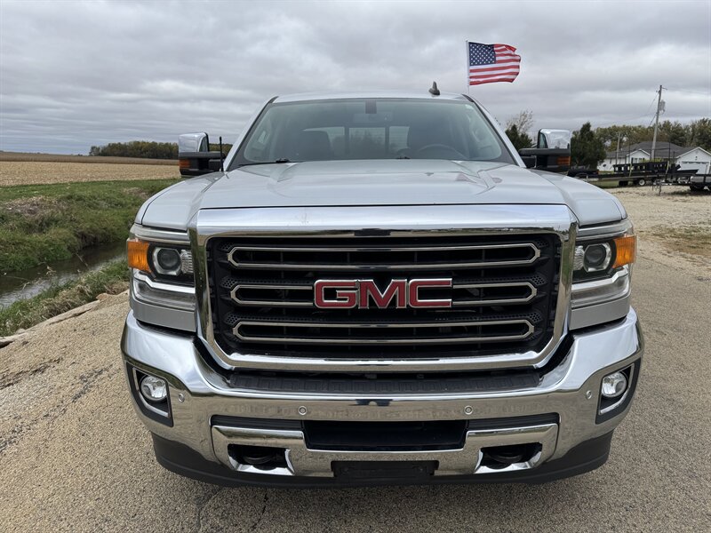 2017 GMC Sierra 2500 SLT   - Photo 16 - Rochelle, IL 61068