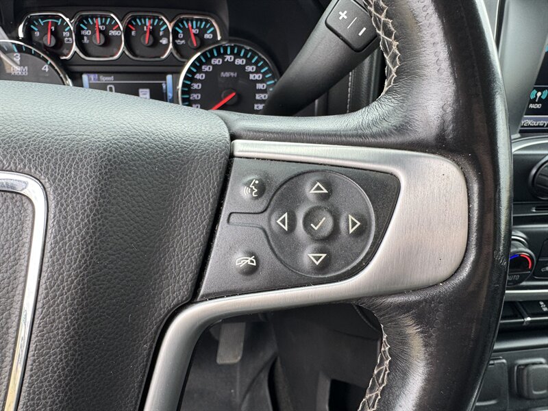 2017 GMC Sierra 2500 SLT   - Photo 8 - Rochelle, IL 61068