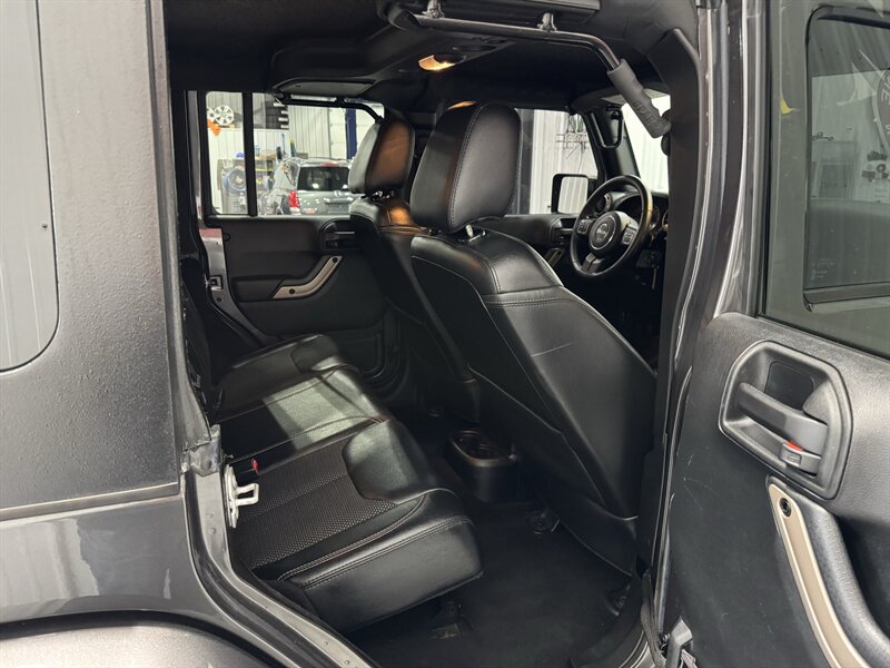 2016 Jeep Wrangler Unlimited Sahara 75th Anniversary - Photo 13 - Rochelle, IL 61068