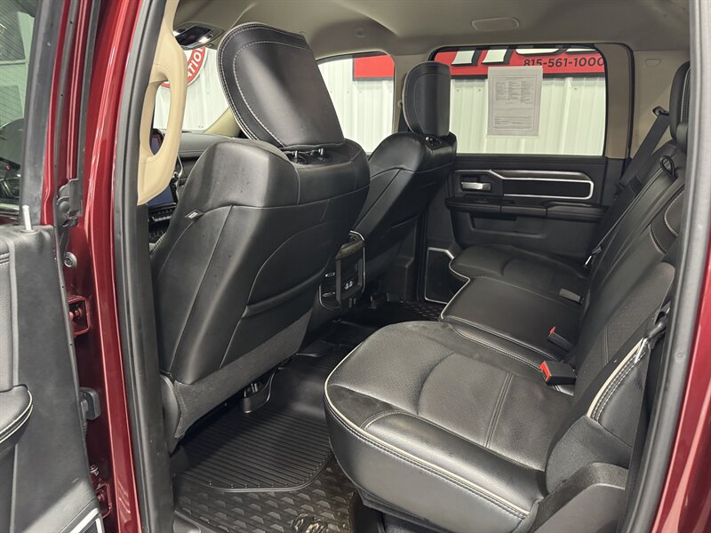 2021 RAM 3500 Laramie   - Photo 13 - Rochelle, IL 61068
