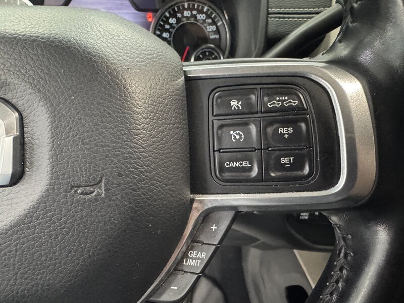 2021 RAM 3500 Laramie   - Photo 9 - Rochelle, IL 61068