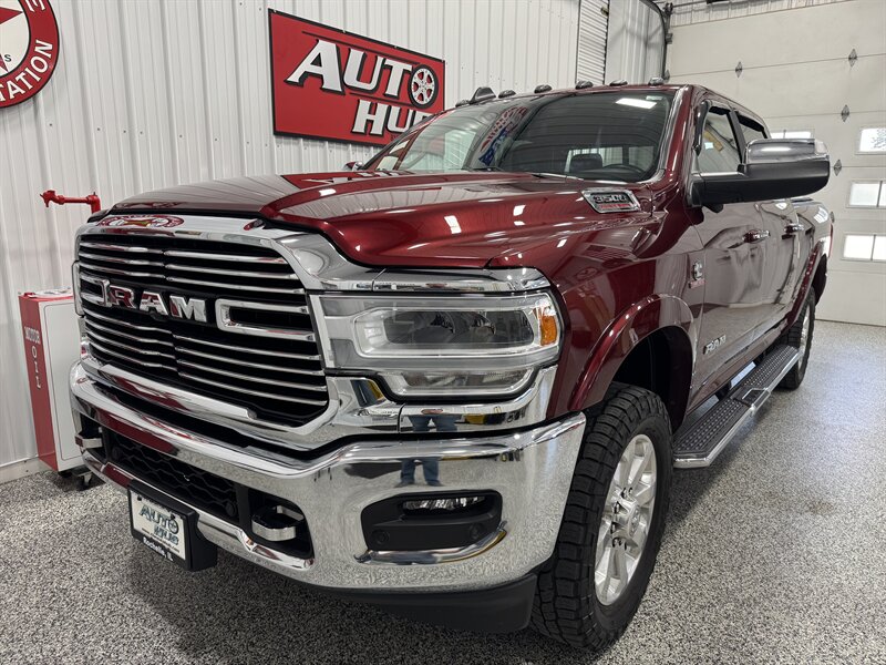 2021 RAM 3500 Laramie   - Photo 2 - Rochelle, IL 61068