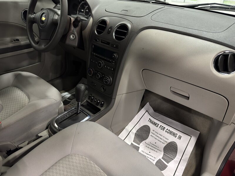 2006 Chevrolet HHR LT - Photo 7 - Rochelle, IL 61068