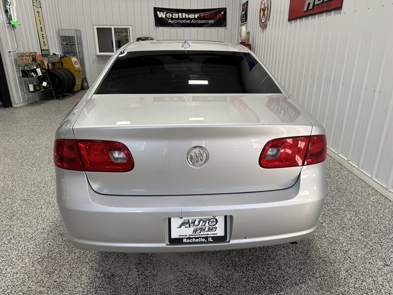 2009 Buick Lucerne CX   - Photo 11 - Rochelle, IL 61068