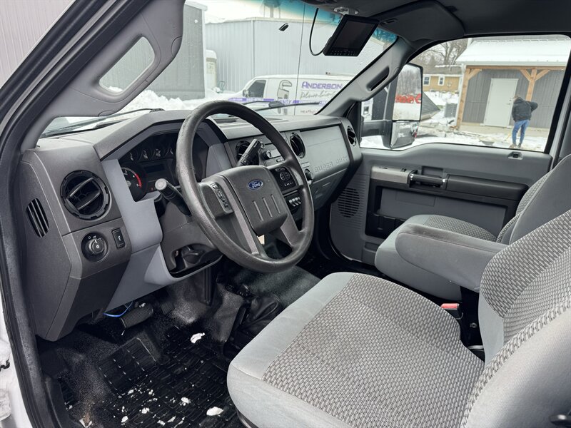 2017 Ford F-650 Box Truck - Photo 3 - Rochelle, IL 61068