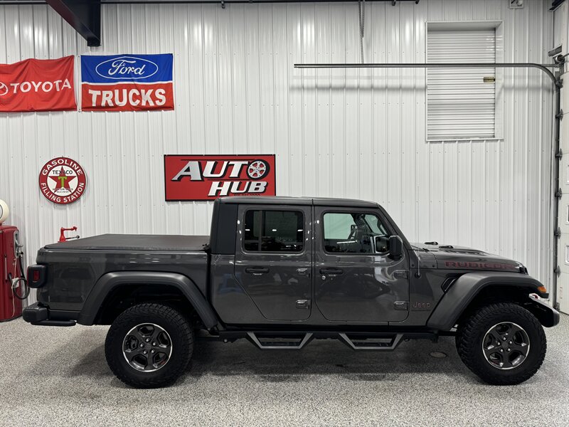 2023 Jeep Gladiator Rubicon   - Photo 7 - Rochelle, IL 61068