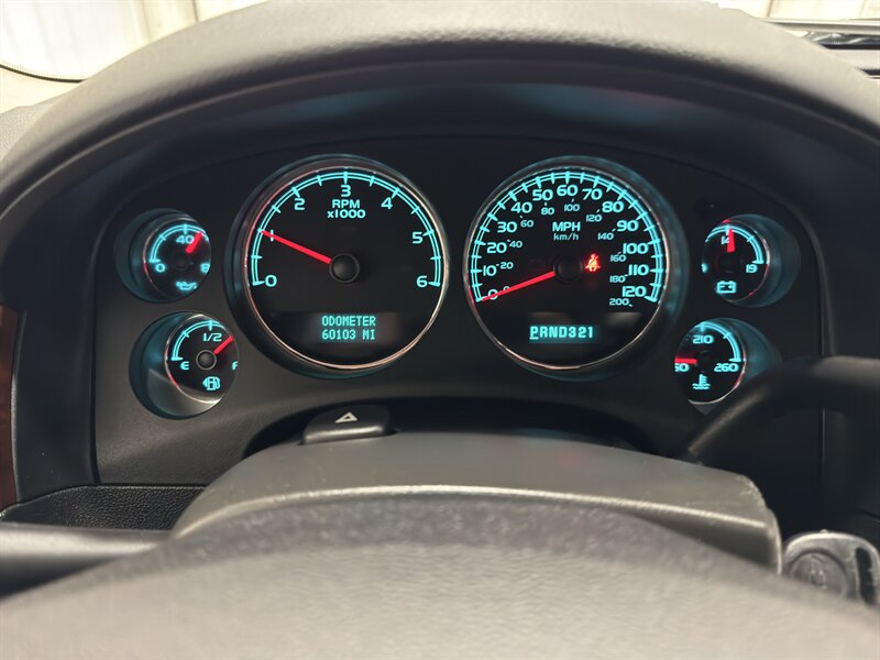 2008 Chevrolet Suburban - Photo 5 - Rochelle, IL 61068