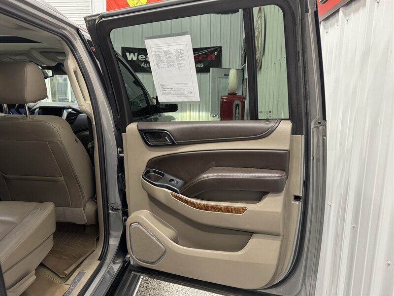 2018 Chevrolet Suburban Premier   - Photo 30 - Rochelle, IL 61068