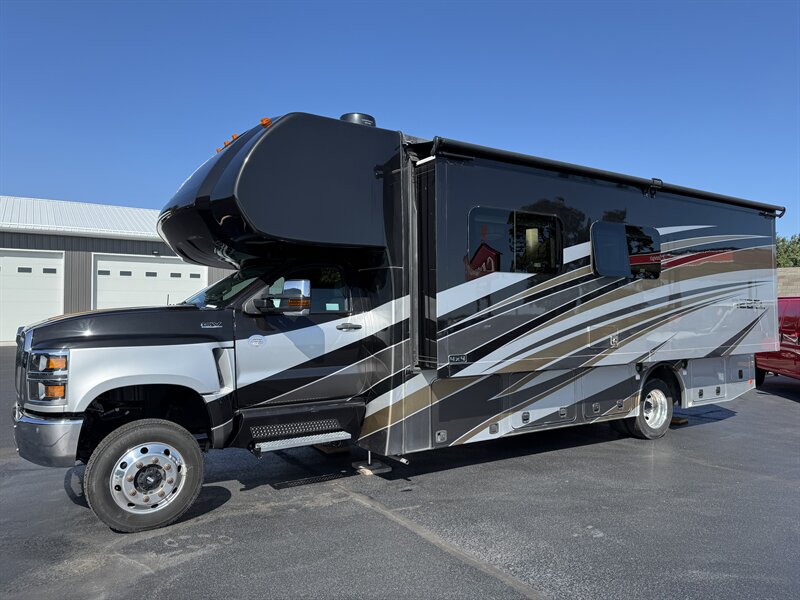 2021 Nexus Rebel 30R - Photo 1 - Rochelle, IL 61068
