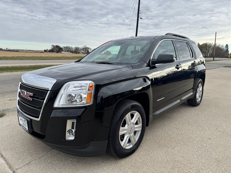 2015 GMC Terrain SLE-2   - Photo 2 - Rochelle, IL 61068