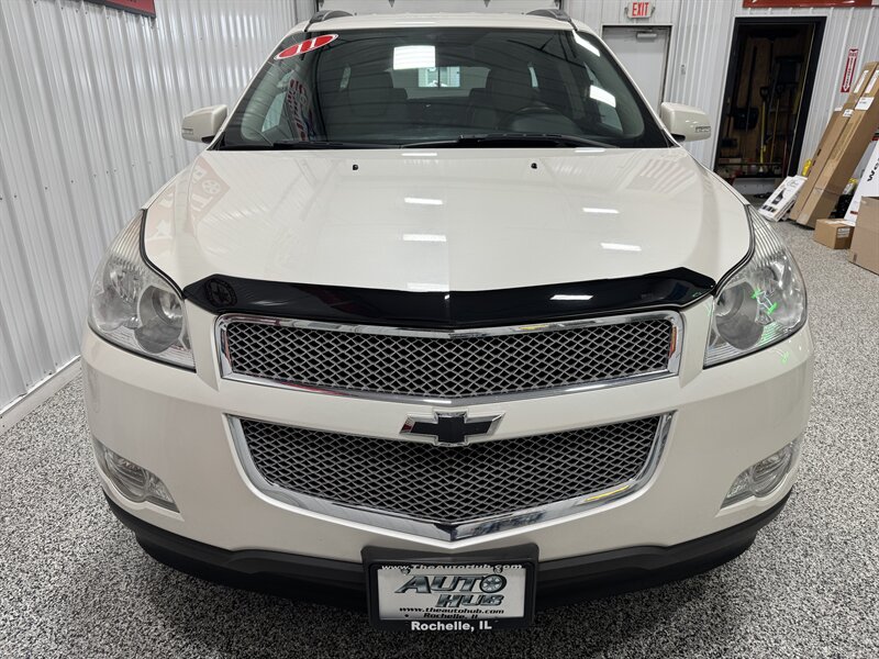 2011 Chevrolet Traverse LTZ - Photo 19 - Rochelle, IL 61068