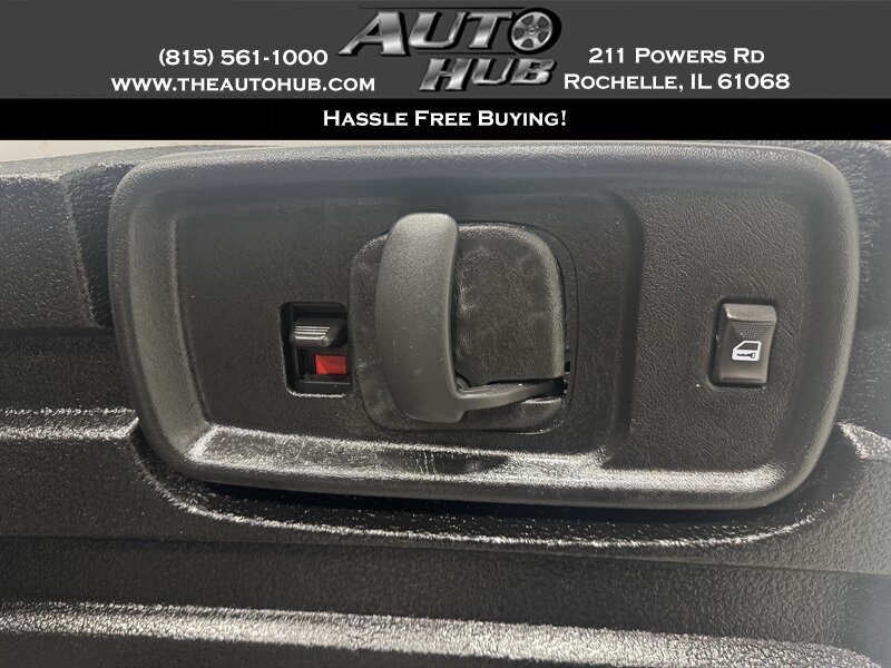 2019 Chevrolet Express 2500 Van photo 32