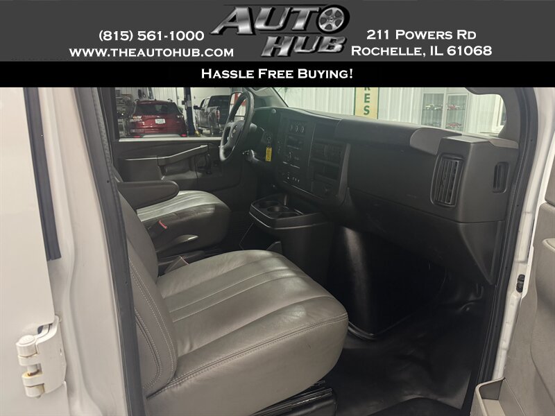2019 Chevrolet Express 2500 Van photo 41