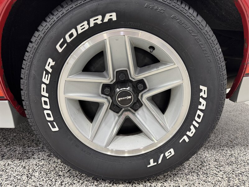 1984 Chevrolet Camaro Z28   - Photo 22 - Rochelle, IL 61068