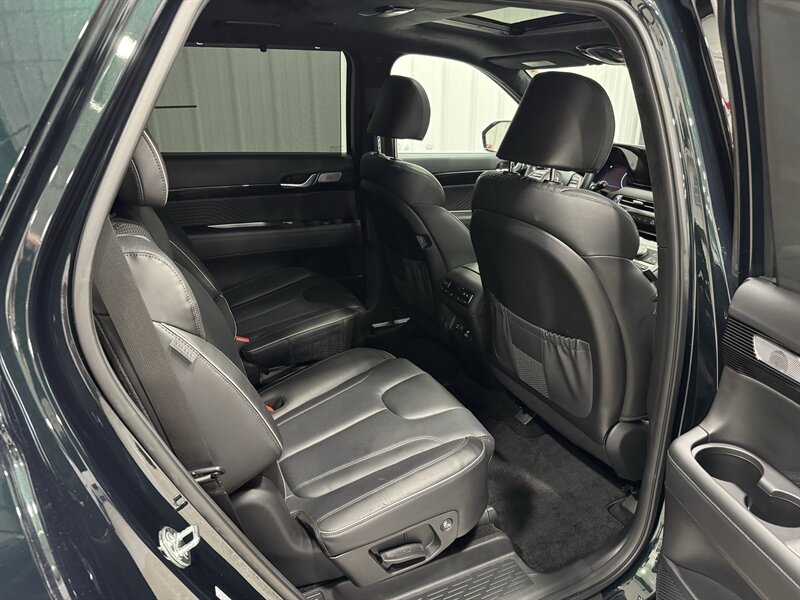 2024 Hyundai Palisade Calligraphy   - Photo 19 - Rochelle, IL 61068