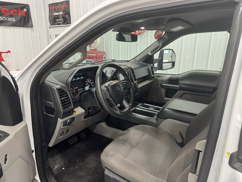 2020 Ford F-150 XLT   - Photo 6 - Rochelle, IL 61068