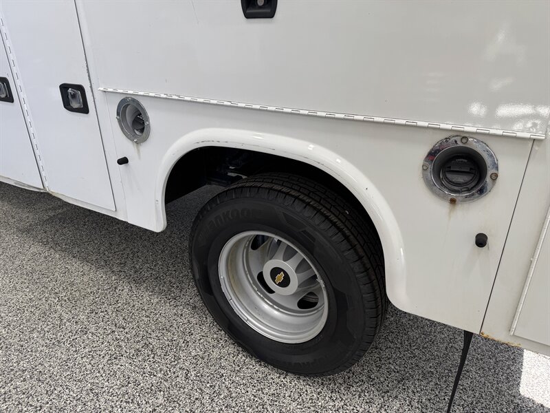2019 Chevrolet Silverado 3500 Work Truck - Photo 24 - Rochelle, IL 61068