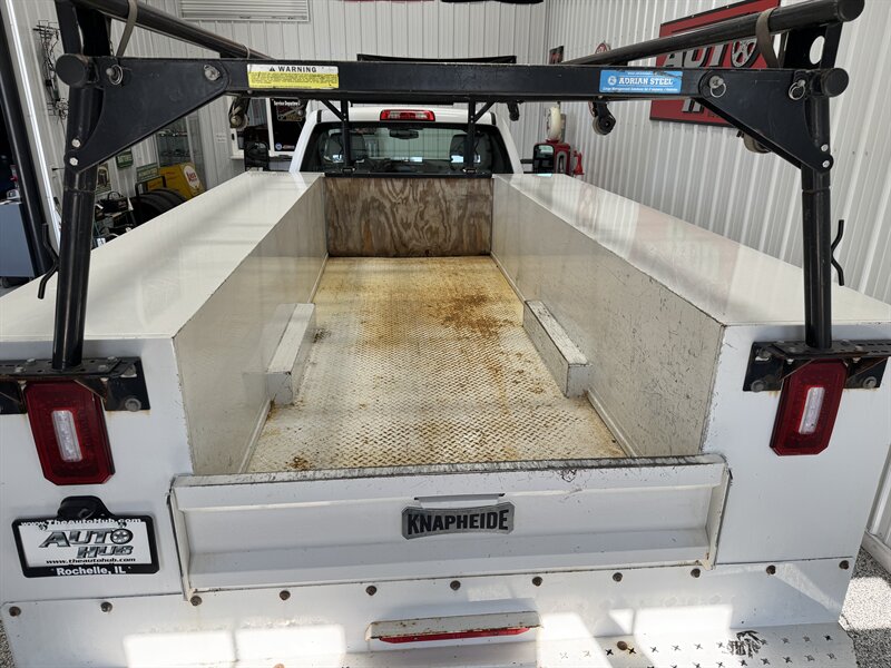 2019 Chevrolet Silverado 3500 Work Truck - Photo 6 - Rochelle, IL 61068