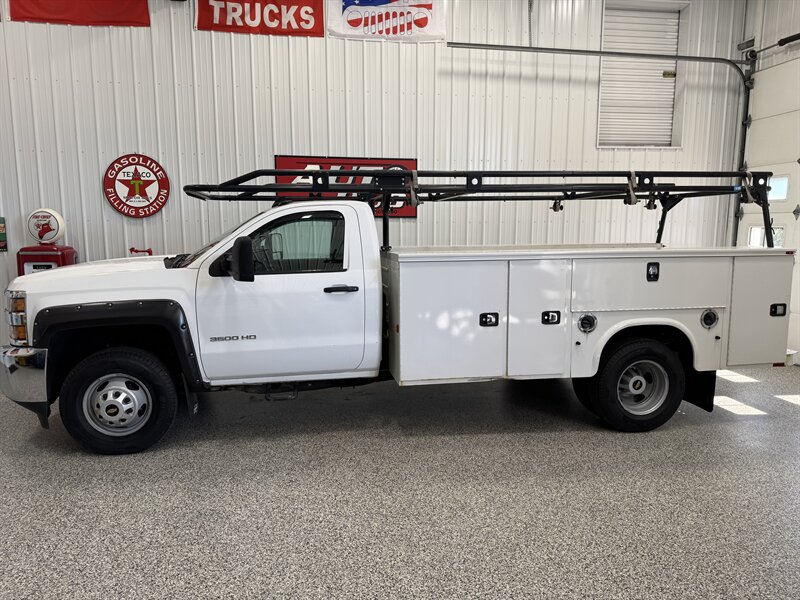 2019 Chevrolet Silverado 3500 Work Truck - Photo 1 - Rochelle, IL 61068