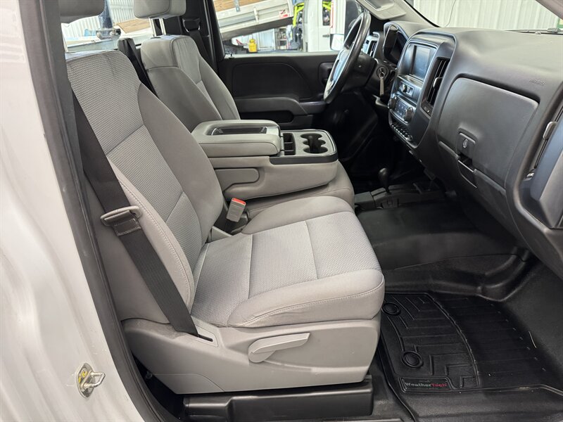 2019 Chevrolet Silverado 3500 Work Truck - Photo 17 - Rochelle, IL 61068