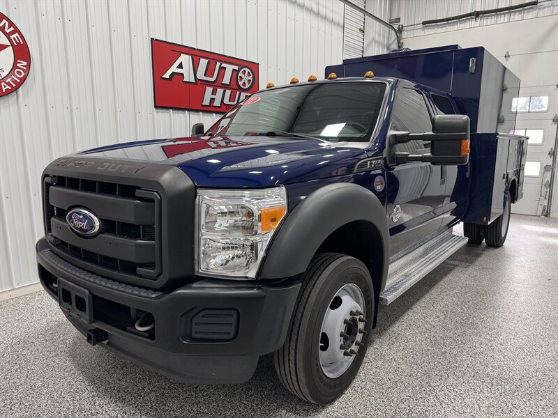 2011 Ford F-450 XL   - Photo 2 - Rochelle, IL 61068