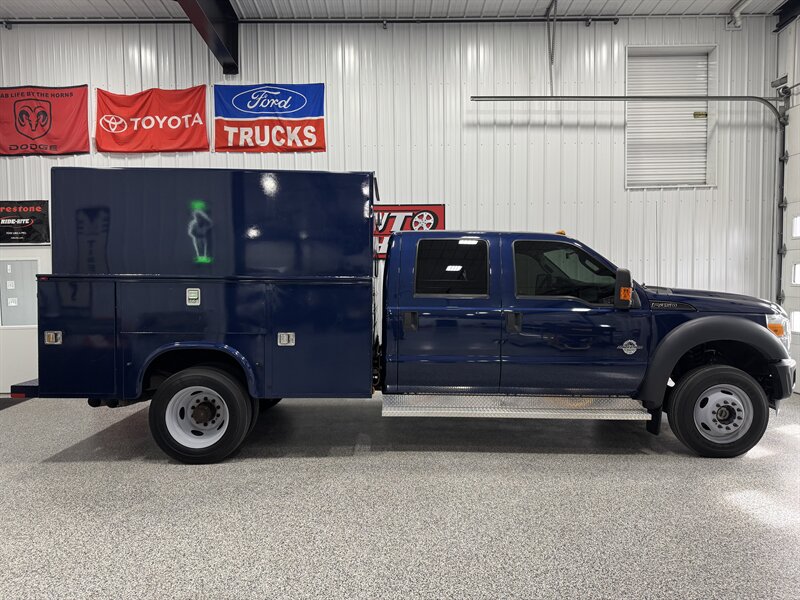 2011 Ford F-450 XL   - Photo 4 - Rochelle, IL 61068